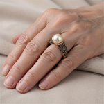 Anello Vintage con Perla Dorata, immagine 4 - Emma e Gemma