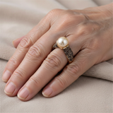 Anello Vintage con Perla Dorata, immagine 4 - Emma e Gemma