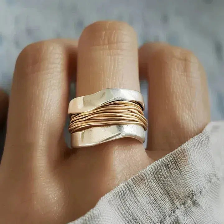 Anello d'argento con fili d'oro - Emma e Gemma