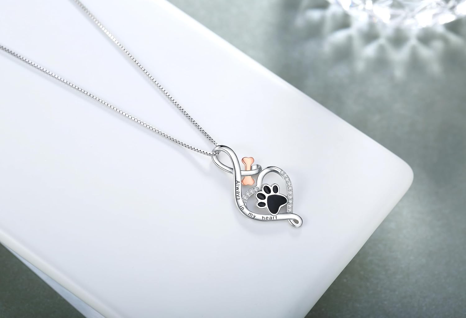 Collana Lucky Paw con Cuore, Osso & Infinito – Ciondolo “Sempre nel Mio Cuore”, immagine 5 - Emma e Gemma