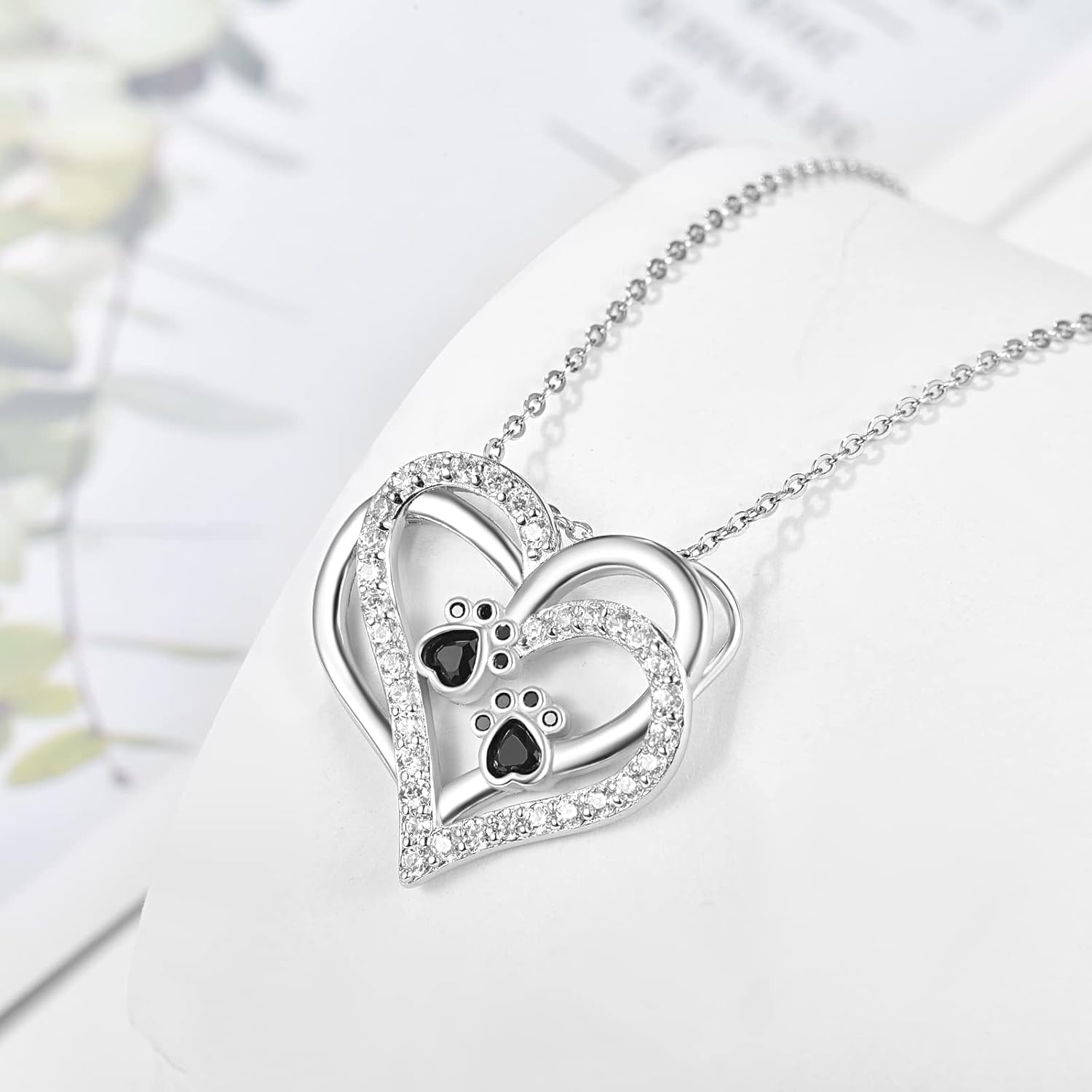 Collana a forma di cuore con impronta di zampa e zirconia - Emma e Gemma