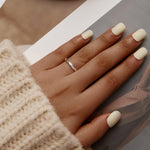 Anello in Argento Sterling con Design a Zampa, immagine 3 - Emma e Gemma