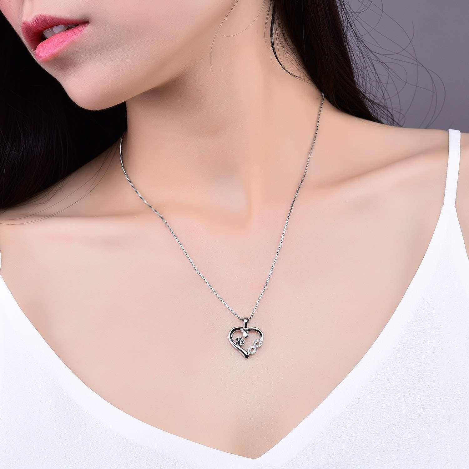 Collana con Zampa e Cuore con Charm dell'Infinito, immagine 3 - Emma e Gemma