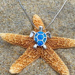 Collana e Orecchini a Tema Tartaruga Marina in Opale e Argento, immagine 2 - Emma e Gemma
