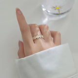 Anello d'argento a forma di margherita, immagine 4 - Emma e Gemma
