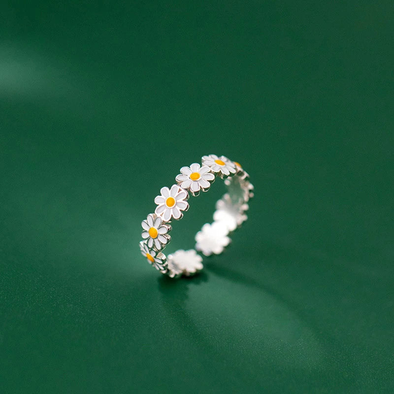 Anello d'argento a forma di margherita - Emma e Gemma