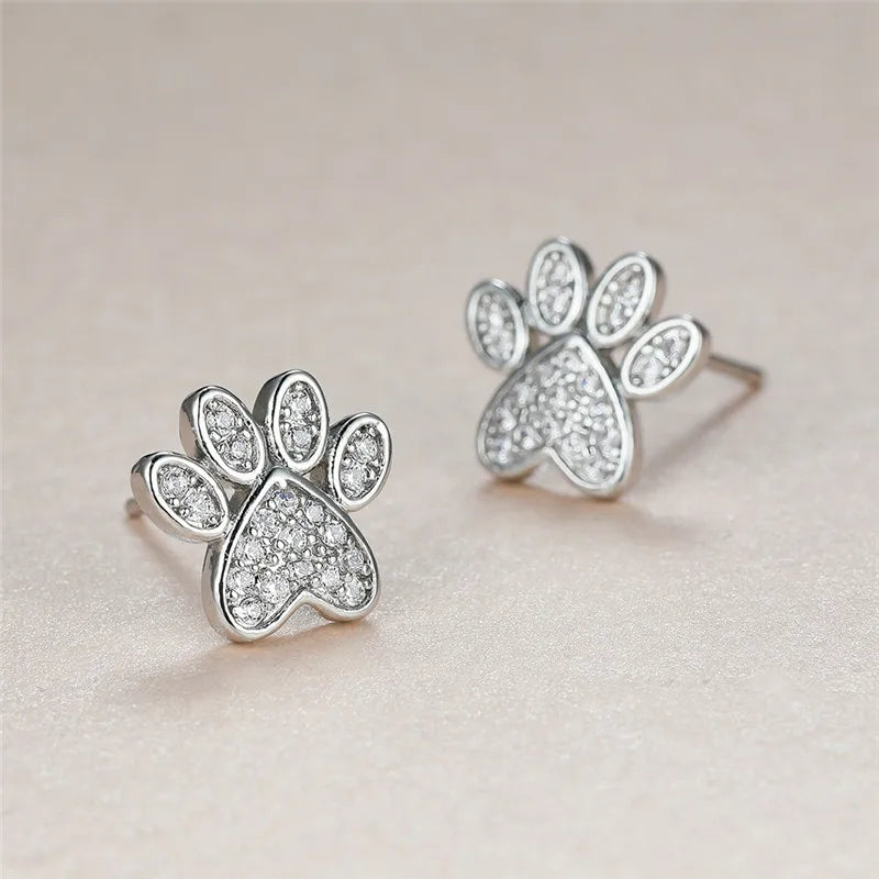 Orecchini a Perno in Zirconia Bianca – Design a Forma di Cuore - Emma e Gemma