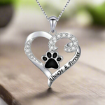 Collana a forma di Zampa di Cane – Design a Cuore in Acciaio Inossidabile con Zirconia - Emma e Gemma