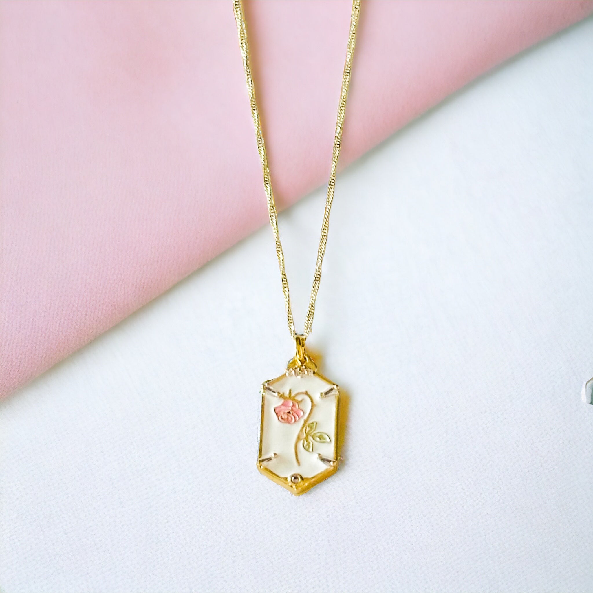 Collana con Rosa Appassita Rossina, immagine 3 - Emma e Gemma