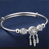 Bracciale Regolabile in Argento Sterling 925 con Charms a Foglia Tripla - Emma e Gemma