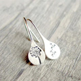 Orecchini in Argento Sterling 925 a Foglia di Dente di Leone, immagine 2 - Emma e Gemma