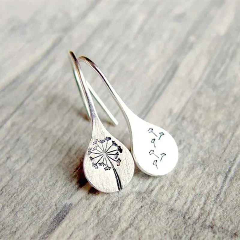 Orecchini in Argento Sterling 925 a Foglia di Dente di Leone, immagine 2 - Emma e Gemma