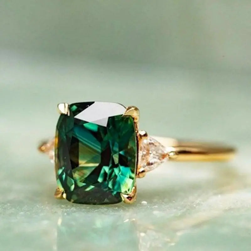 Anello Elegante con smeraldo quadrato - Emma e Gemma