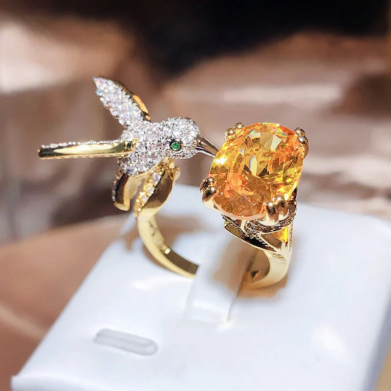 Anello Regolabile in Gemma Colibrì – Zircone, Placcato Oro 14K, immagine 2 - Emma e Gemma