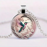 Collana con Pendente a Cupola di Vetro a Forma di Colibrì, immagine 2 - Emma e Gemma