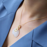 Collana con Pendente di Elefante in Giada Hetian – Catena Placcata in Oro 18K per Donne, immagine 3 - Emma e Gemma