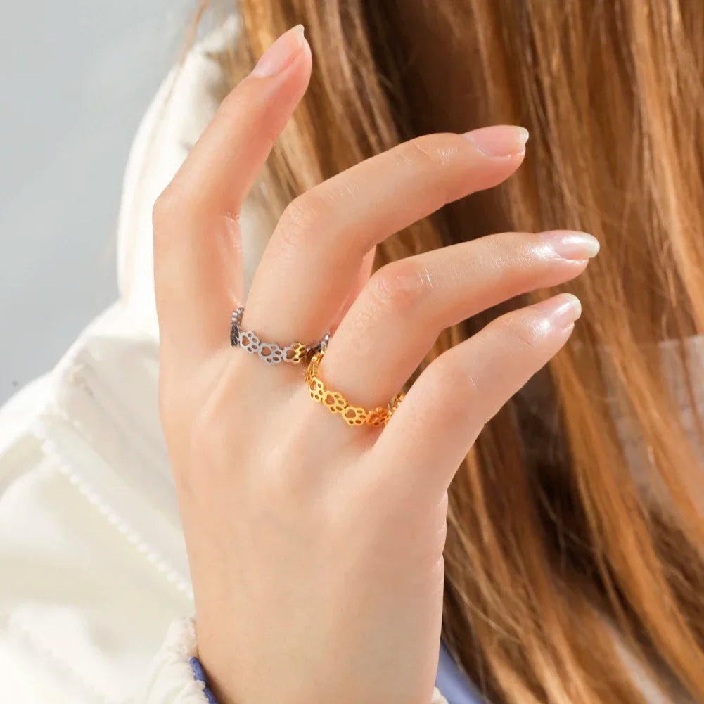 Anello Regolabile con Impronta di Zampa – Realizzato in Acciaio Inossidabile, immagine 5 - Emma e Gemma