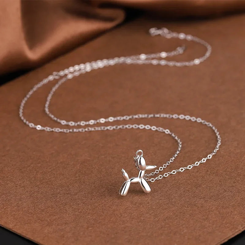 Collana con Pendente a Forma di Cane Palloncino in Oro, immagine 3 - Emma e Gemma