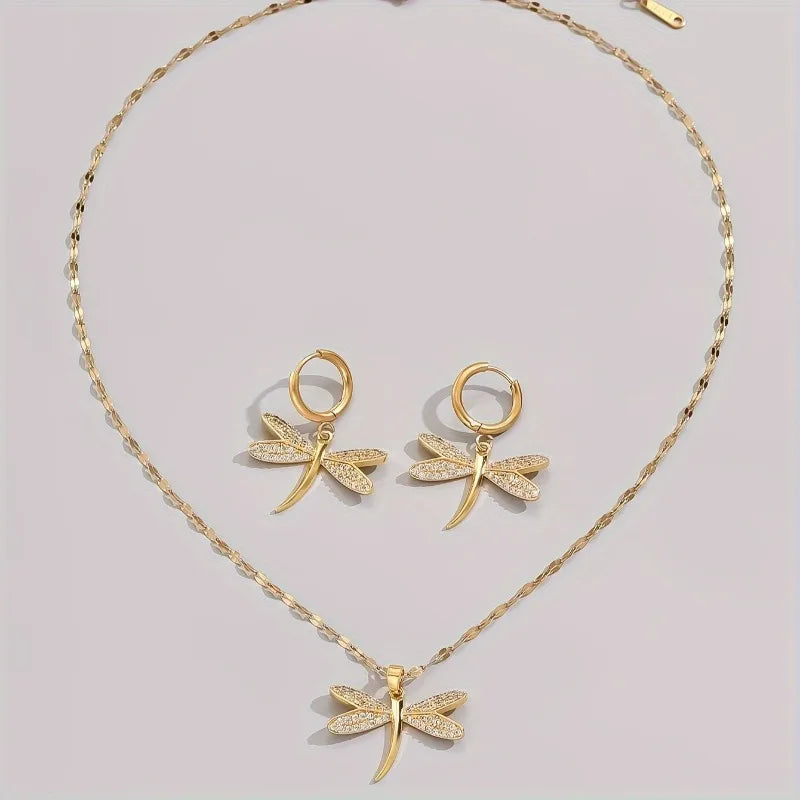 Collana in Gioielli con Libellula Dorata e Orecchini Bonus, immagine 3 - Emma e Gemma