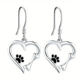 Orecchini a goccia argentati con design a cuore e impronta di zampa, immagine 3 - Emma e Gemma
