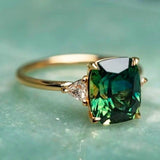 Anello Elegante con smeraldo quadrato, immagine 2 - Emma e Gemma