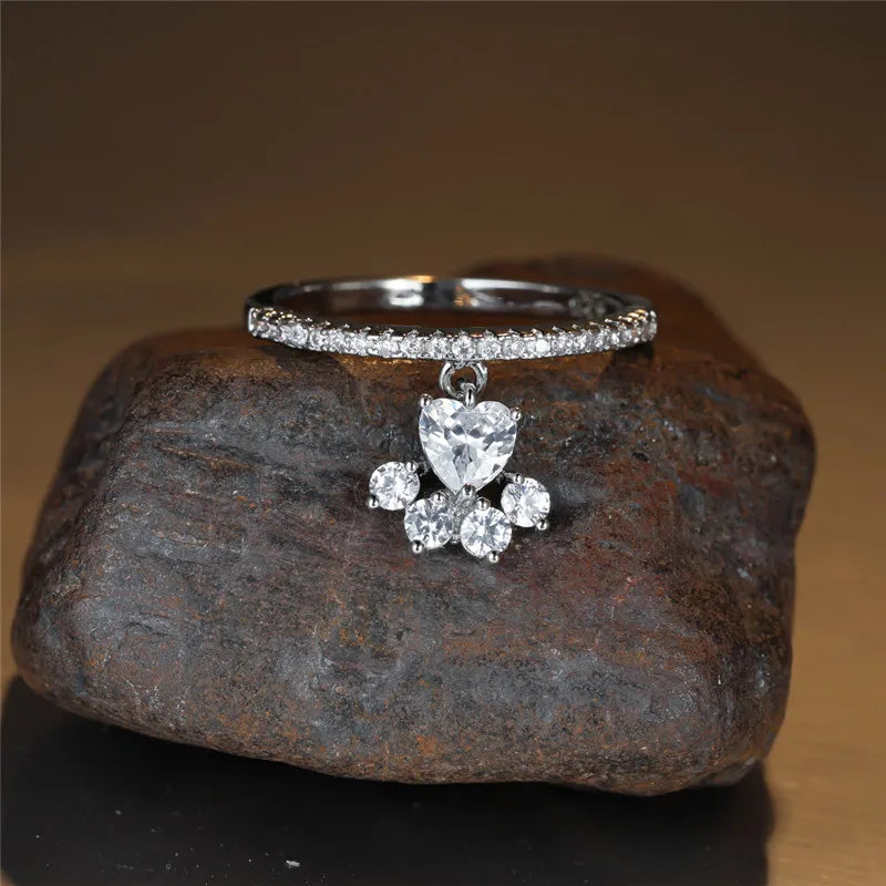 Anello Vintage con Impronta di Zampa di Gatto e Cuore in Pietra – Tonalità Oro e Argento, immagine 5 - Emma e Gemma