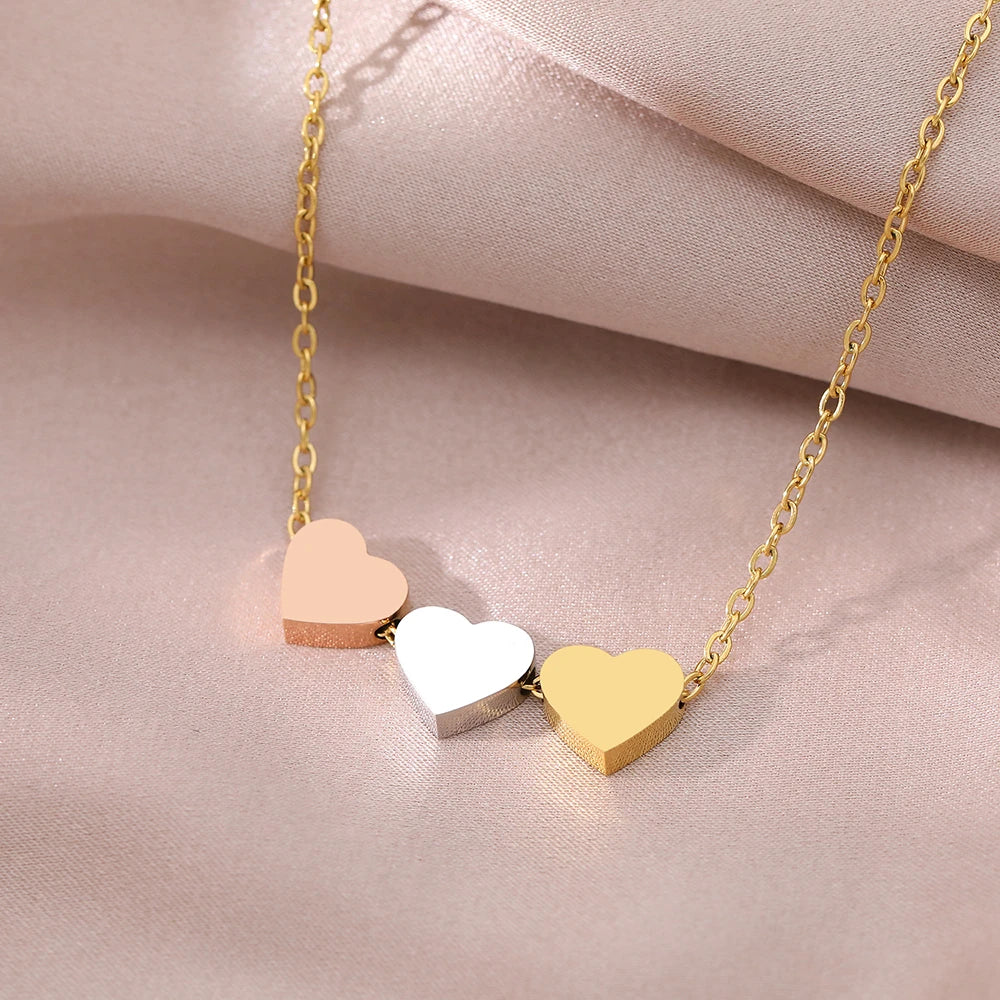 Collana a Tre Cuori in Oro, immagine 4 - Emma e Gemma