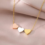 Collana a Tre Cuori in Oro, immagine 4 - Emma e Gemma