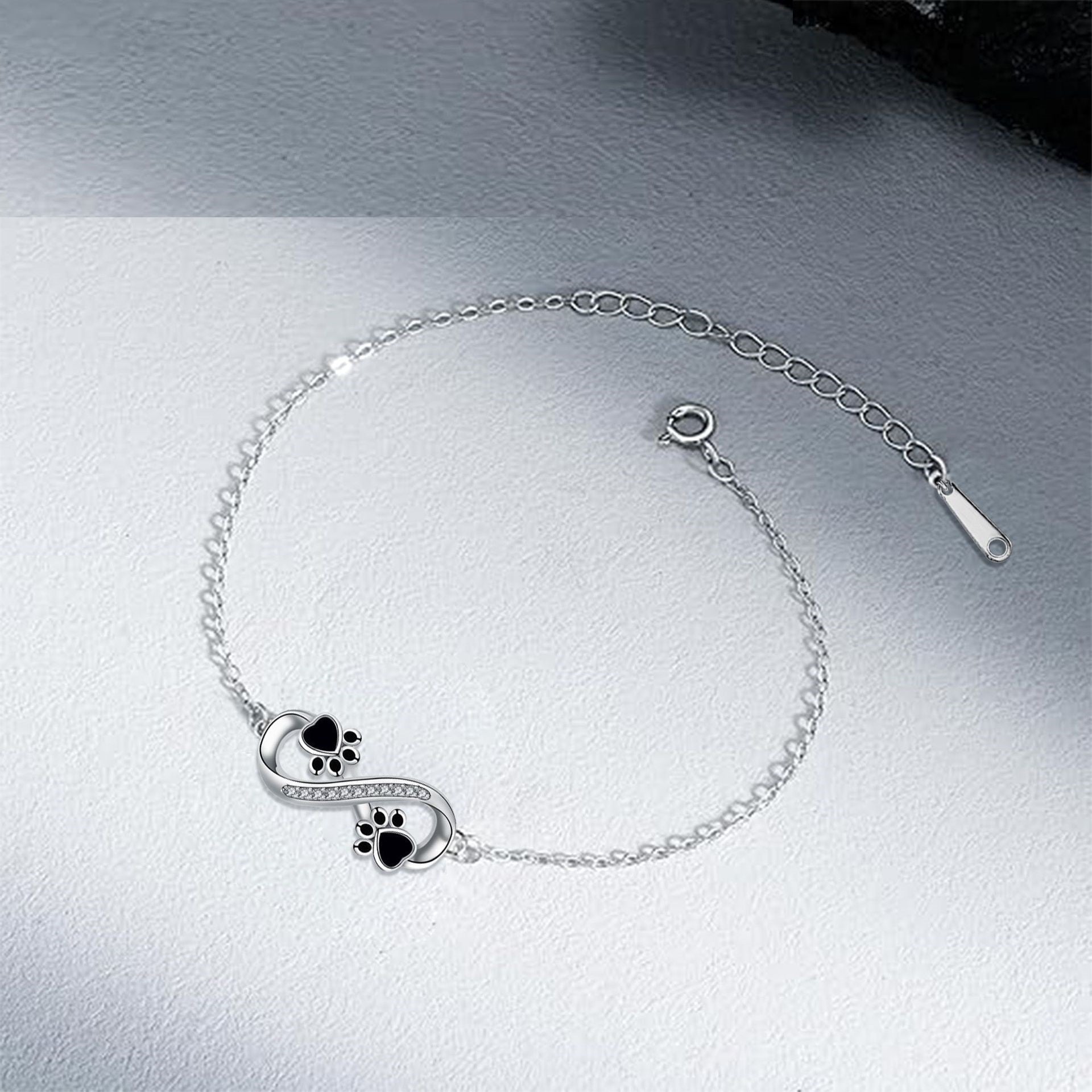 Bracciale con Ciondolo Simbolo Infinito e Impronta di Animale Domestico con Zirconia, immagine 2 - Emma e Gemma