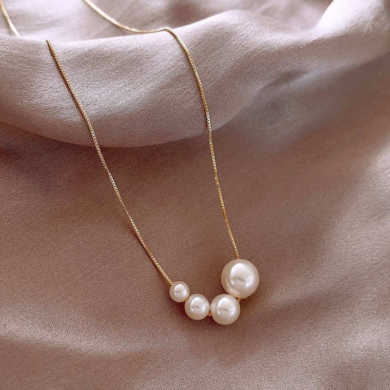 Collana in Perle d'Acqua Dolce Dorate | Gioielli Sostenibili Ispirati all'Oceano - Emma e Gemma