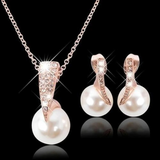 Set di Collana + Orecchini in Perle