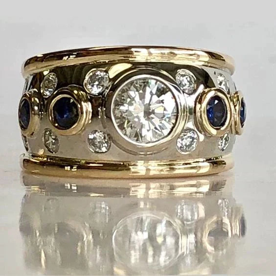 Anello Vintage Incastonato in Zirconia Dorata - Emma e Gemma