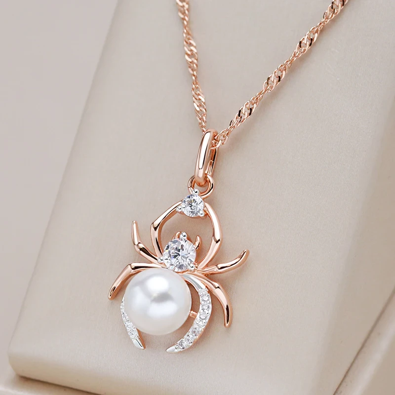 Collana Elegante con Perle a Forma di Ragno - Emma e Gemma