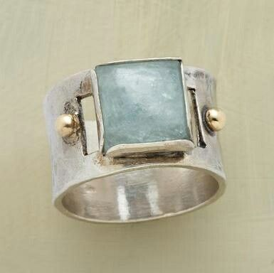 Anello Vintage Verde Quadrato in Pietra di Luna - Emma e Gemma