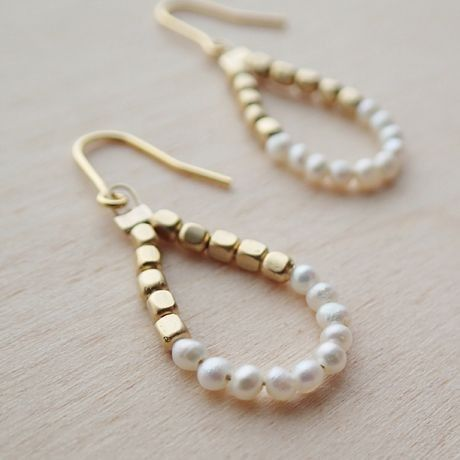 Orecchini Vintage con Perle e Perline Dorate - Emma e Gemma