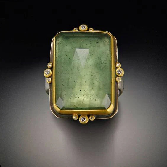 Anello Vintage in Vetro Verde e Oro - Emma e Gemma