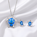 Collana tartaruga marina in opale blu e argento con ciondolo a forma di tartaruga