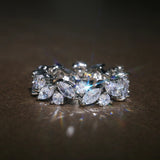 Anello Eternità con Diamanti Marquise e Rotondi Vintage - Emma e Gemma