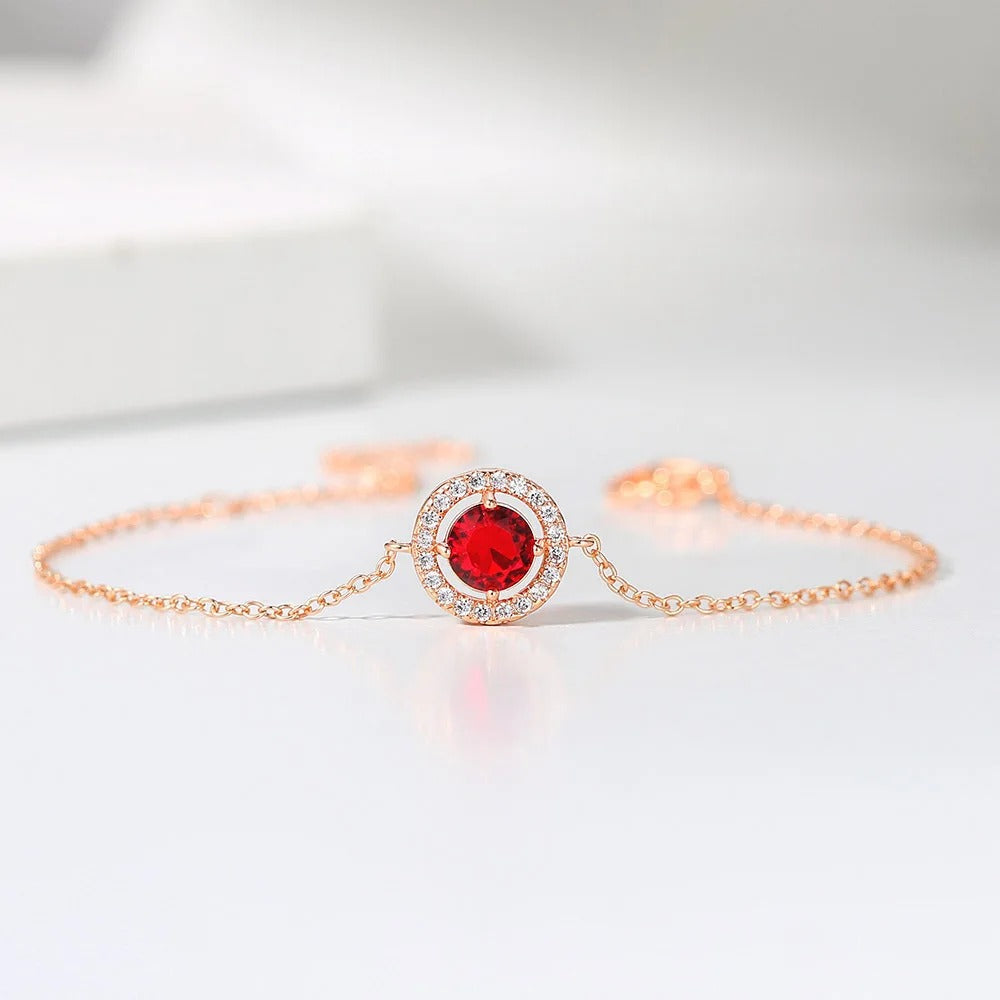 Bracciale Classico in Oro Rosa Rotondo con Gemma Rossa e Cristalli - Emma e Gemma