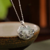 Collana Vintage in Argento a Forma di Pesce con Fiore di Loto - Emma e Gemma