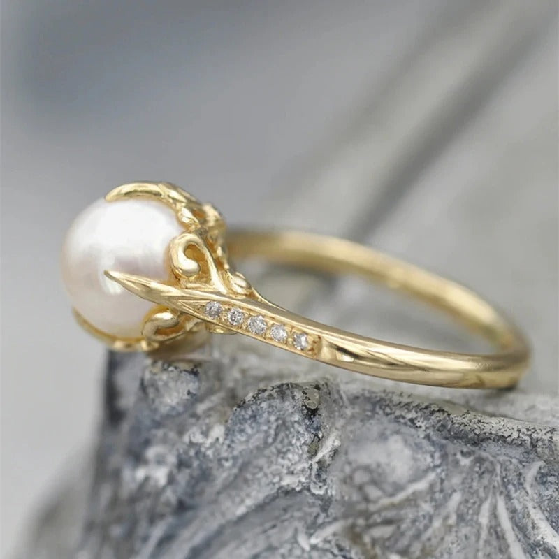 Anello Centrotavola Vintage in Oro con Perla - Emma e Gemma
