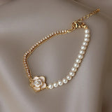 Bracciale Vintage in Perle e Oro con Fiori - Emma e Gemma