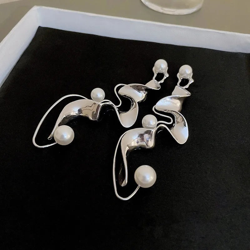 Orecchini Astratti in Argento con Perle Vintage - Emma e Gemma