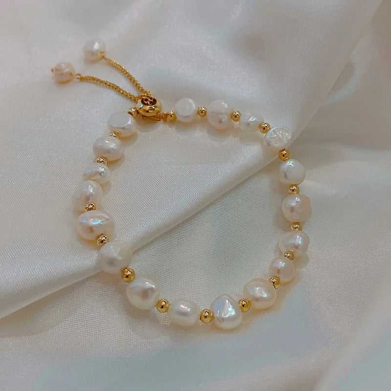 Bracciale Vintage in Perle Bianche e Oro - Emma e Gemma