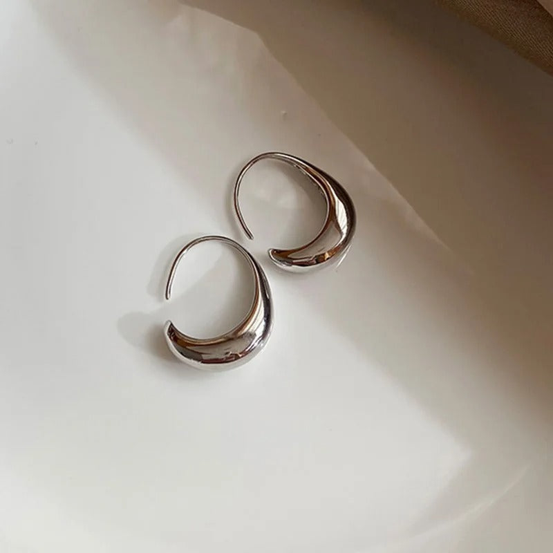 Orecchini Vintage in Argento con Design a Mezza Luna Curvato - Emma e Gemma
