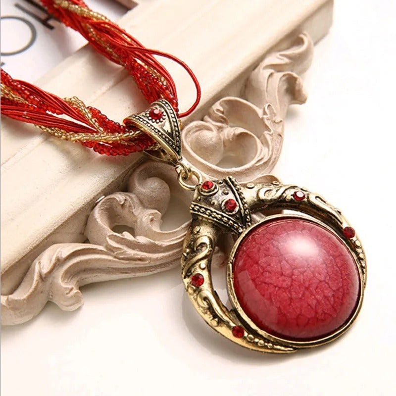 Collana Pendente Bohemien con Pietra Rossa Vintage - Emma e Gemma