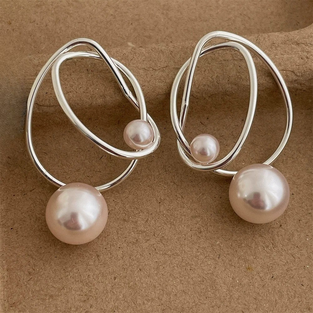 Orecchini Pendenti in Perla con Filo d'Argento Vintage - Emma e Gemma
