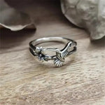 Anello in Argento con Fiore Colibrì Vintage - Emma e Gemma