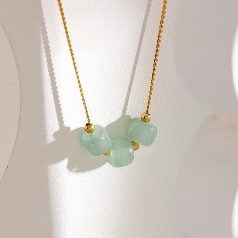 Collana Vintage in Oro con Pietra Verde Chiaro - Emma e Gemma
