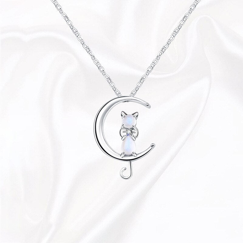 Collana a Mezza Luna con Pietra di Luna e Gatto, immagine 3 - Emma e Gemma